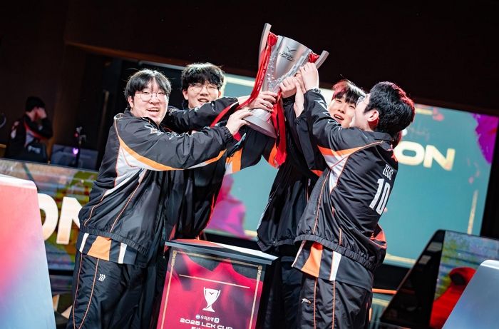 LCK컵 초대 챔피언은 ‘한화생명e스포츠’... MVP 제우스 “3월에도 우승하겠다”