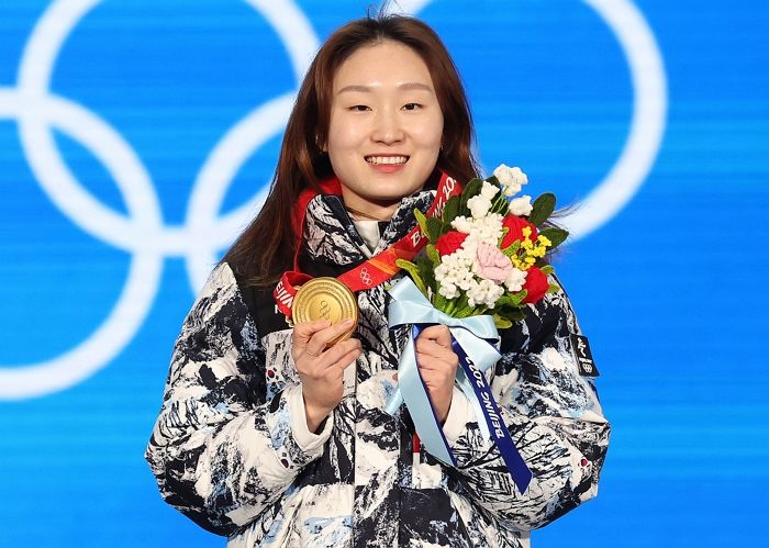 쇼트트랙 최민정, 세계선수권대회 금메달... 3연속 올림픽 재패 나선다