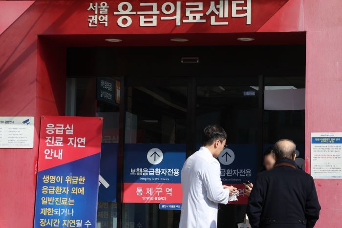 1년 넘게 ‘응급실 뺑뺑이’... 참다못해 119 대원들이 나섰다