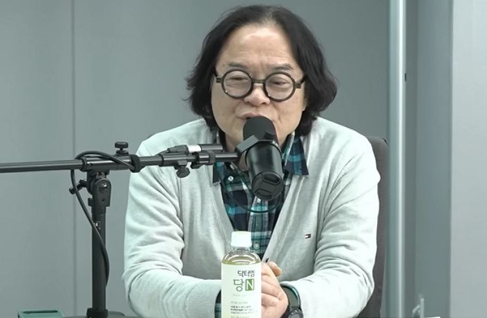 “김새론 어려서 비린내 나” 발언 논란 김갑수... ‘매불쇼’ 코너 폐지 결말 맞았다