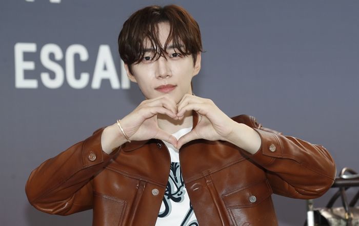 17년 몸담은 JYP 떠나는 이준호... “일본 활동은 계속 함께”