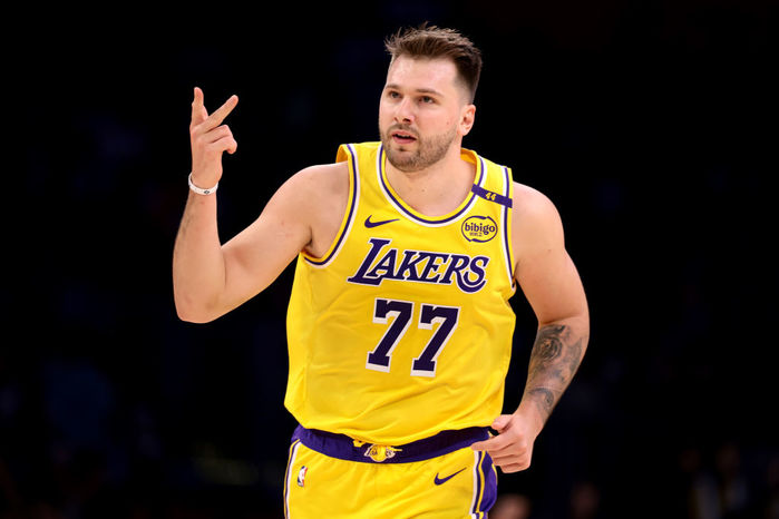 ‘1옵션같은 2옵션’ 돈치치, 날았다... NBA 레이커스, 덴버 완파