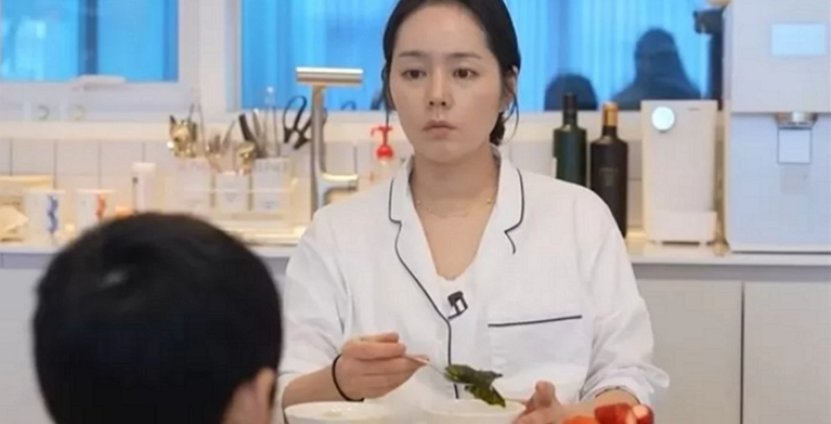 밥상머리 이미지