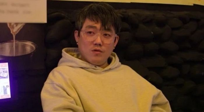 “아빠 되니 문신 후회 돼”... 여름에도 긴소매 옷만 입고 다닌다는 전직 아이돌 멤버