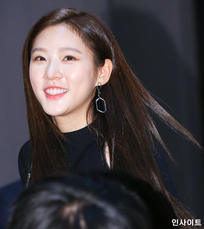 故 김새론 전남친 “김새론 죽음, 김수현과 무관... 가족 무관심에 처지 비관”