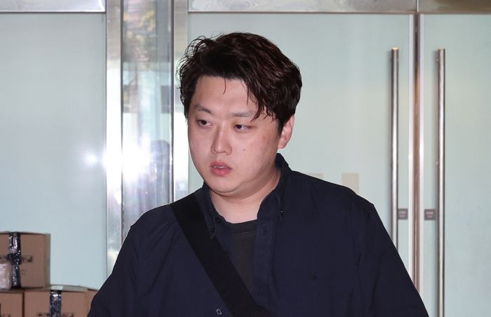 박단 전공의대표, 복귀한 의대생들에 “팔 한짝 내놓을 각오도 없어”