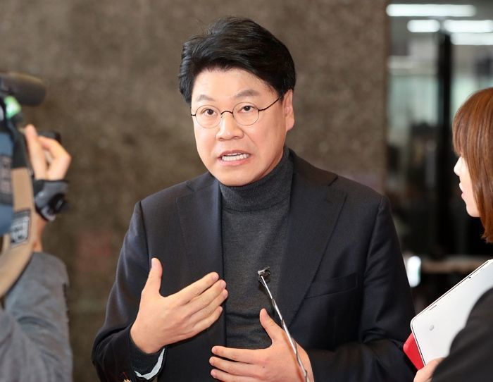 장제원 유서에 가족 관련 내용 담겨... 고소인 기자회견은 취소