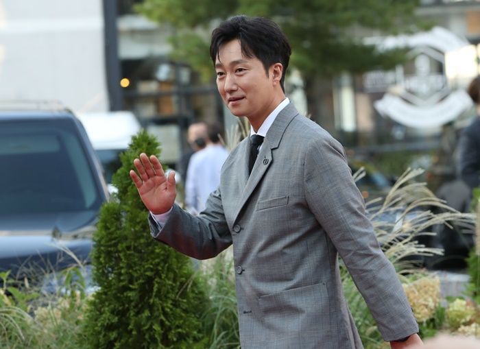 ‘서울의 봄’ 김성수 감독, 영화인 1025명과 함께 ‘尹 파면 촉구’ 영상성명서 발표