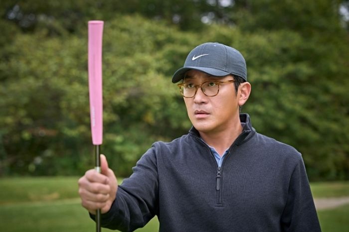 영화 ‘백두산’으로 800만 끌어모았던 하정우·이병헌... 이번엔 ‘로비’·‘승부’ 4월 극장가 이끈다