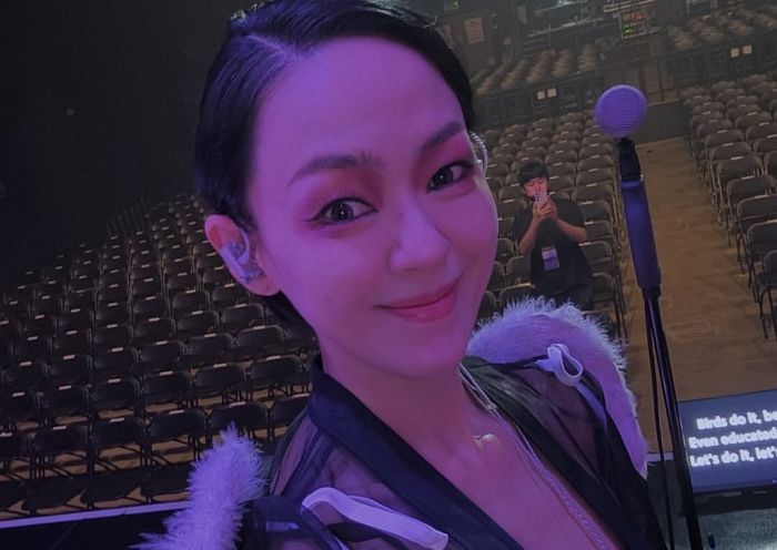 ‘뇌신경 마비’ 김윤아, 마지막 솔로 공연 무대 오른다