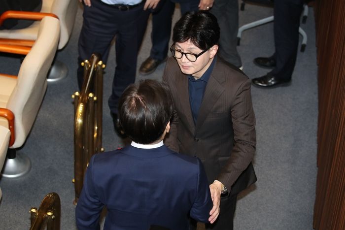 이재명 또 때리는 한동훈 “李, 의회 장악한 ‘독재’로 자신 지키려해... 개헌해야”