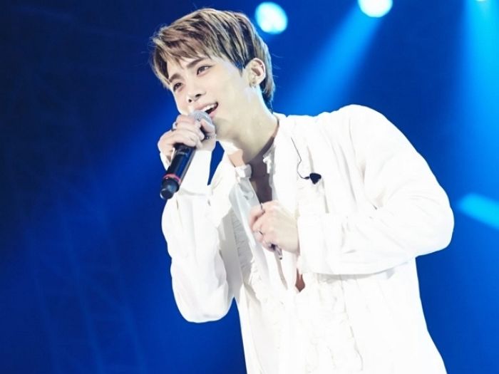 샤이니 민호, 故 종현의 36번째 생일 맞아 그리움 전했다... “언제나 보고 싶어”