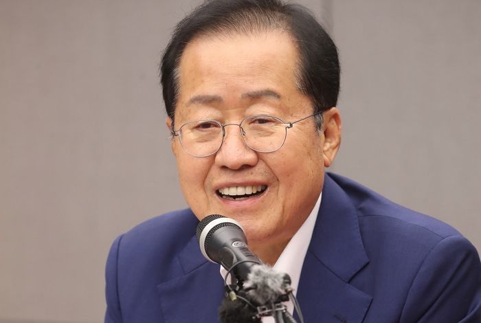 “문수 형은 ‘탈레반’”... 홍준표, 김문수 ‘극우 테러리스트’에 빗대 저격
