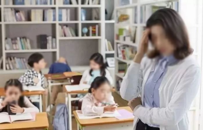 “남초딩 혐오스러워... 아들 생기면 낙태” 강원도 원주의 한 초등교사가 SNS에 올린 글