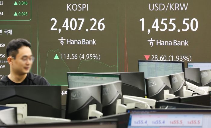 점심 굶고 투자?... 지난해 가계 여윳돈 216조 ‘최대’ 증가