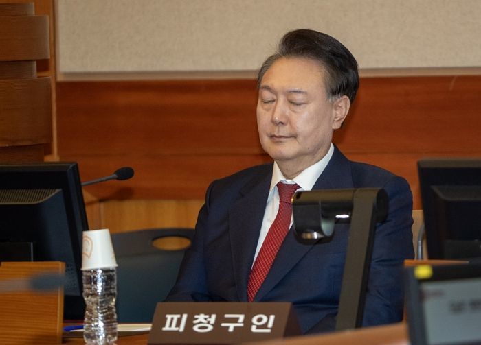“尹, 탄핵 기각인줄 알아... 둔기로 얻어맞은 느낌” 탄핵 당시 상황