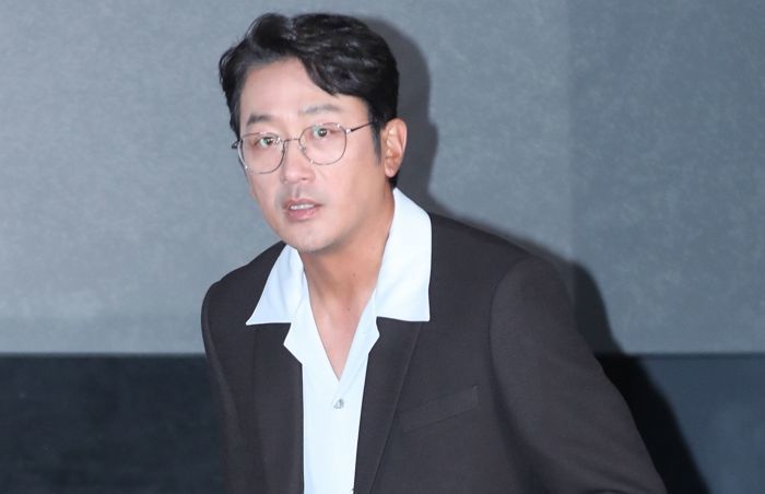 하정우 50억짜리 고급주택 팔아... 매입자, 슈퍼 아이돌이었다
