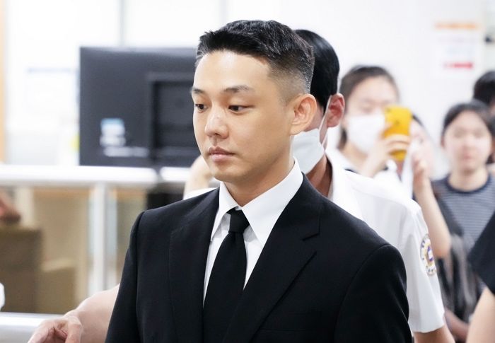 유아인, 디렉터스컷 남자배우상 수상 후보 올랐다... 이유는?