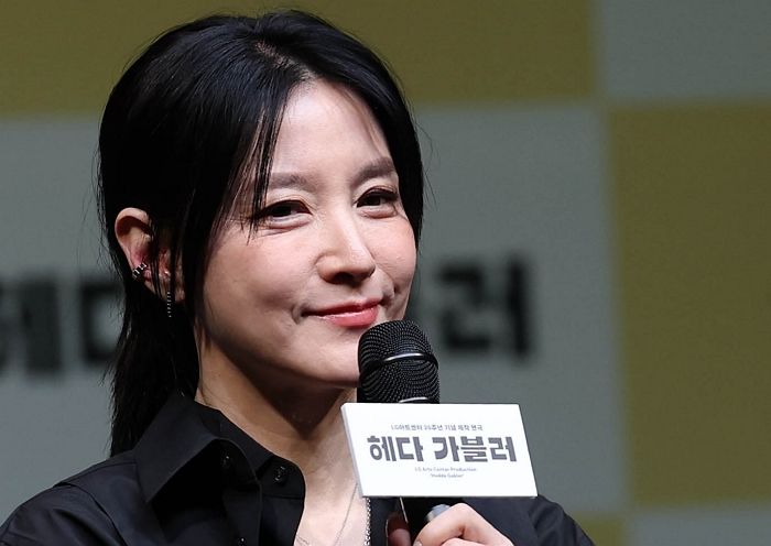 이영애 “늦게 일어나 아침은 애들과 못 먹는다” 털털 고백