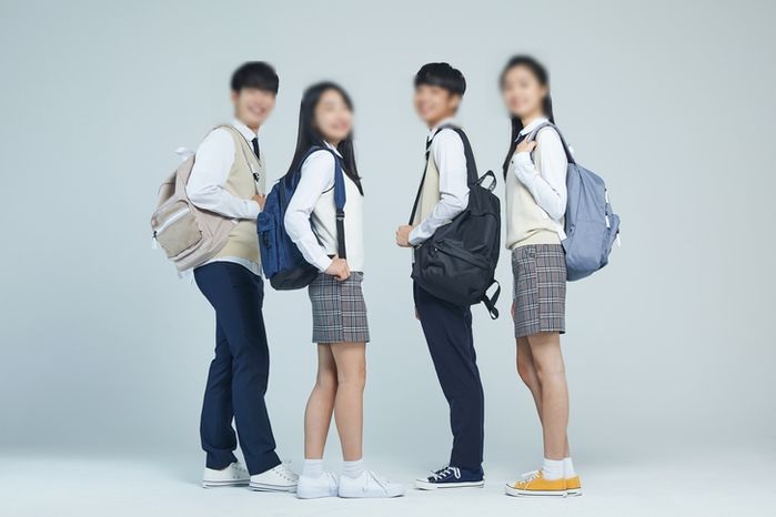 고1 남학생 평균 몸무게·키 '70kg에 172.9cm'... 여학생은 56.9kg에 ○○○.○cm였다