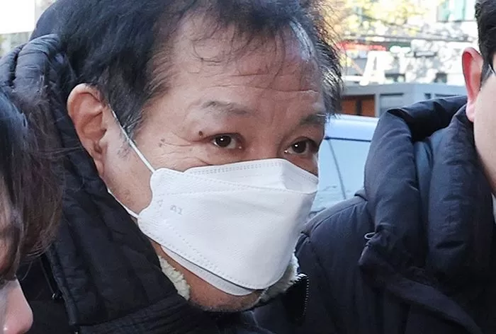 불법 정치자금 수수 혐의를 받는 