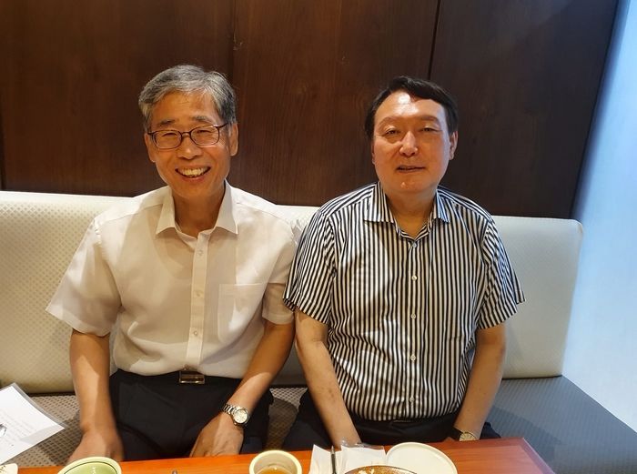 ‘尹 멘토’ 신평 “이번 대선, 이재명과 해볼 만하다”