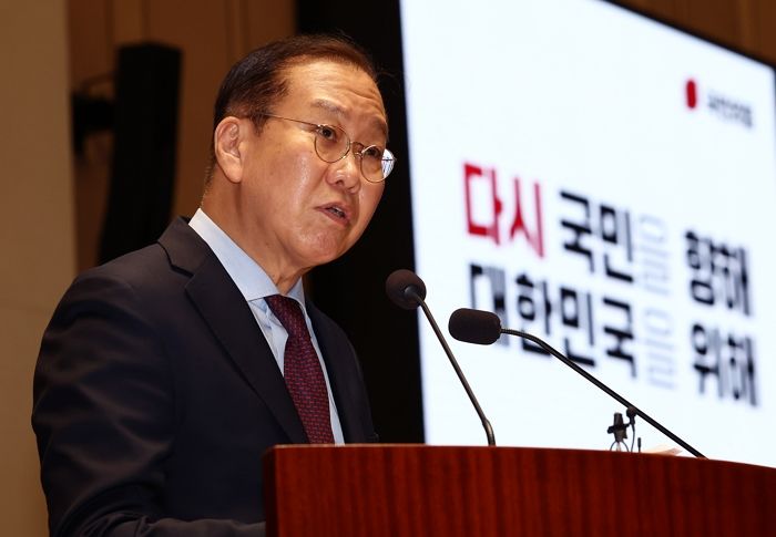 ‘쌍권’ 권영세·권성동, 김문수 압박... “4~5일 안에 ‘단일화’ 이뤄야 대선 승리할 수 있어”