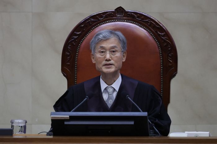 이재명, 대통령 당선돼도 재판은 계속?... 국민 의견 갈렸다