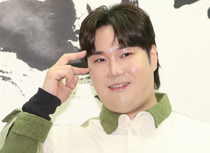 “무료라더니 인건비 내놓으라고”... ‘작곡비 사기 의혹’ 유재환 결국