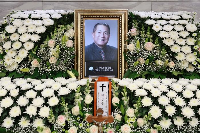 ‘뽀빠이 아저씨’ 이상용, 오늘(12일) 발인... 추모 이어져
