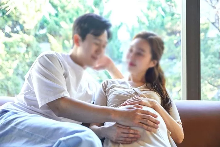 미혼 여성은 절대 모르는 출산 앞둔 임산부들이 서로 후기 공유한다는 '아빠 주사'의 정체