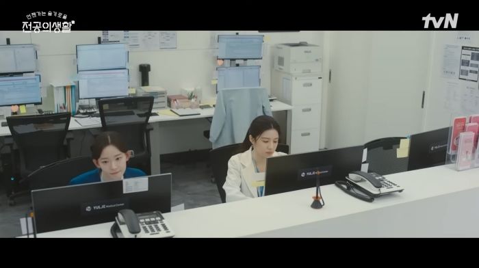 ‘슬전생’ 고윤정, 병원 잘렸던 진짜 이유... “성추행 목격 후 의사 손 물어뜯어”