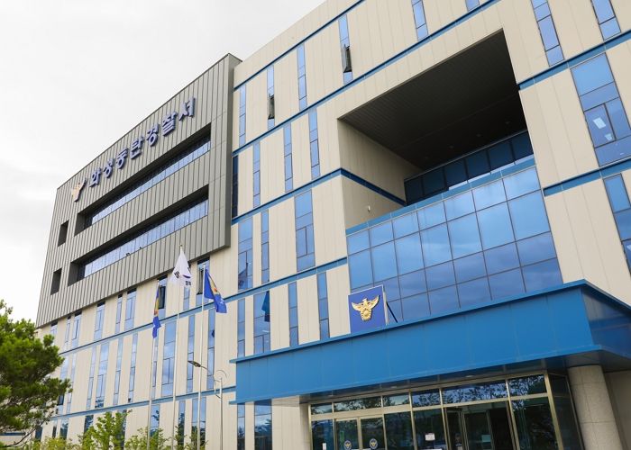 동탄호수공원서 술마시던 남녀 5명에 돌진... 흉기난동 40대 중국인 체포