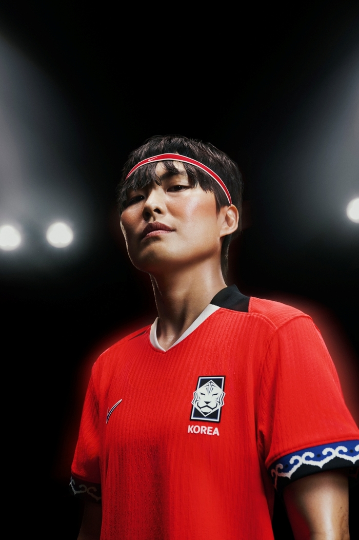 [사진자료] 나이키 2025 여자 축구 국가대표팀 유니폼 (2).jpg