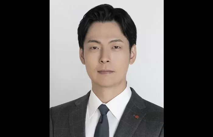 신동빈 롯데그룹 회장의 장남 신유열 롯데지주 미래성장실장 전무 / 롯데