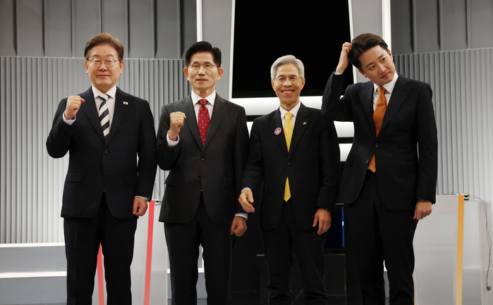 origin_대선후보들사회분야토론.jpg