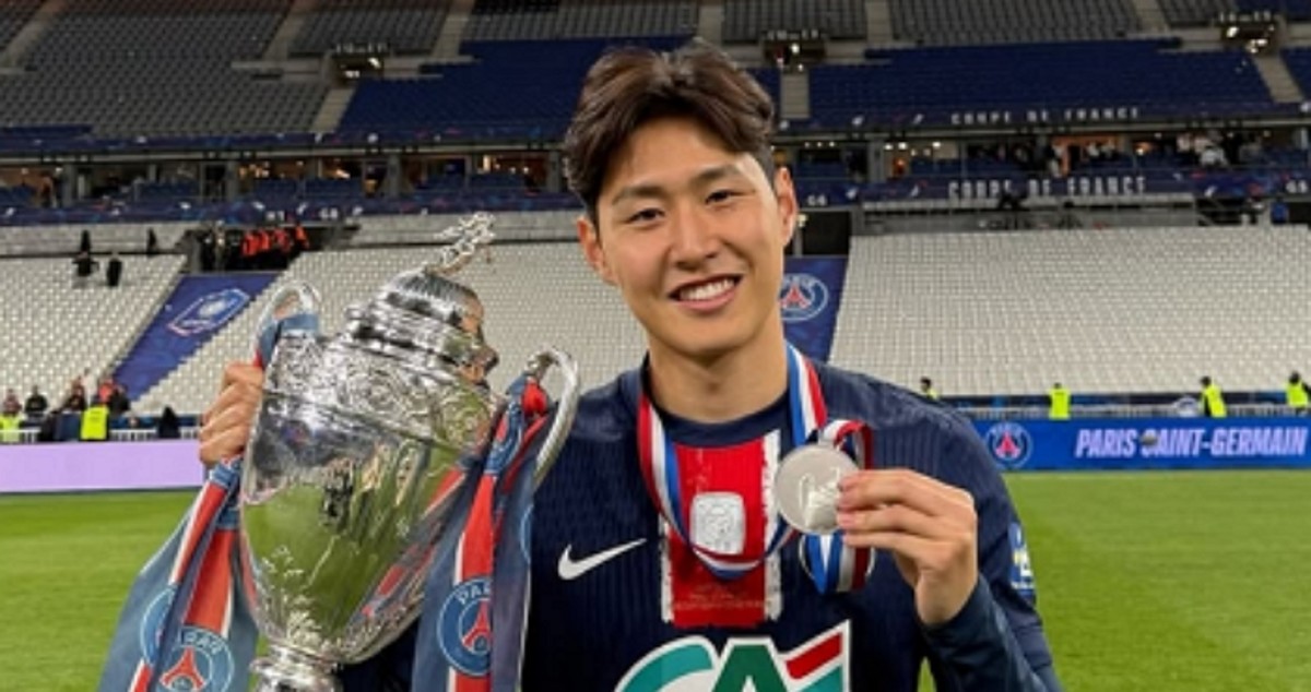 PSG, 리그이어 컵대회 우승 했지만... <b>이강인</b>, 아쉬운 '결장'
