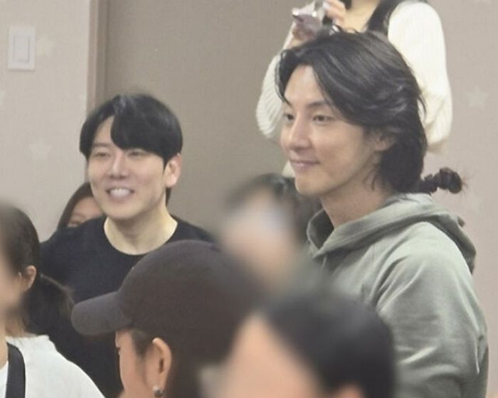 ‘필리핀 어학연수’ 떠났던 윤시윤, 보육원서 포착... 훈훈한 근황 전했다