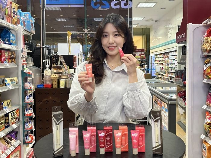 편의점서 3천원에 립앤치크 해결?... ‘손앤박’과 뭉친 GS25