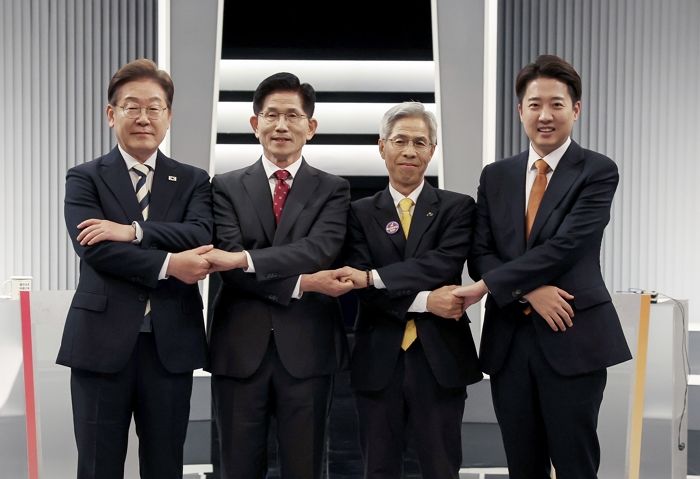 대선 투표 전 ‘마지막’ TV 토론... 주제는 ‘정치 양극화’