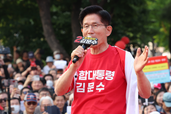 origin_지지호소하는김문수후보.jpg