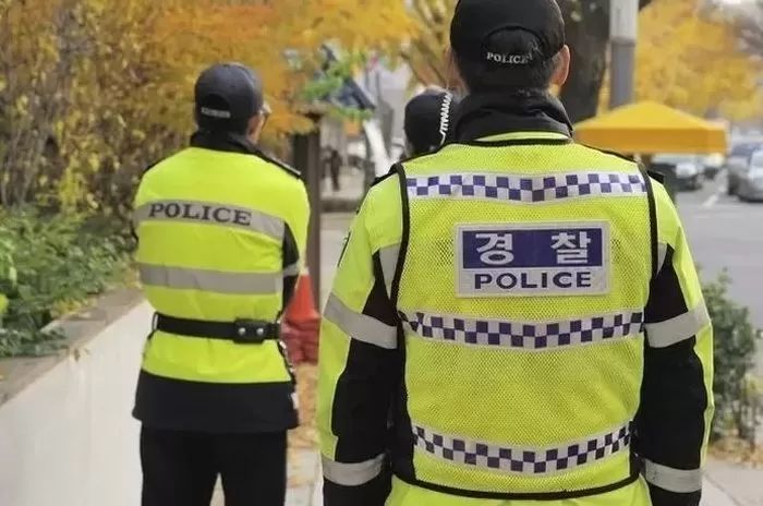 출동 현장에서 몸싸움 중 떨어진 ‘10돈짜리 금목걸이’ 훔친 경찰관의 최후