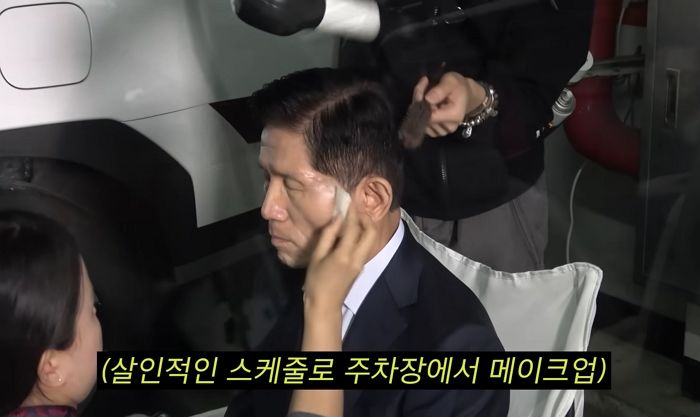 아파트 주차장 ‘소화전’에 콘센트 연결하고 메이크업 받는 김문수... ‘공용전기 무단사용’ 논란