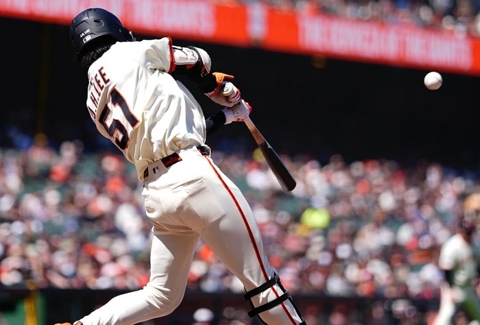 Jung Hoo Lee has homered in back-to-back days!.jpg