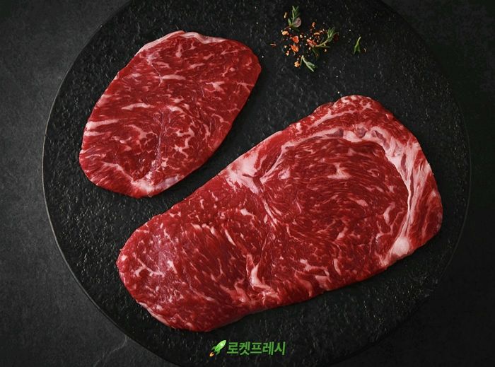 쿠팡 로켓프레시, 숙성 한우 등심 판매... “부드러운 식감과 깊은 풍미”