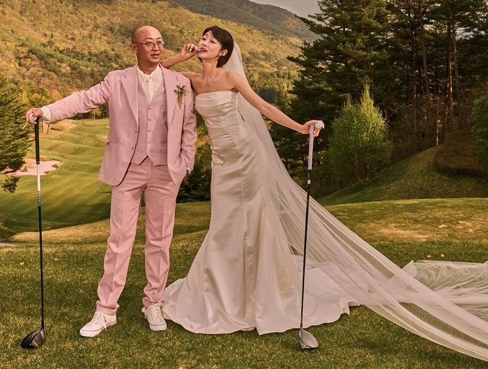 우리 결혼해요 김보하 작가님 외에 많은 분들멀리 용평까지 오셔서노력해 주신만큼 좋은 작품 남겨주셔서진심으로 감사드립니다 .#김보하 #써드마인드스튜디오#웨딩화보 #wedding#용평리조트 #버치힐cc (3).jpg