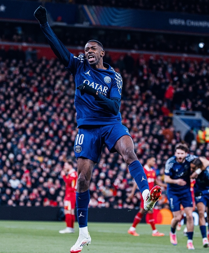 A special day for a special player!  Happy birthday Ousmane!   Joyeux anniversaire Ousmane ! (2).jpg