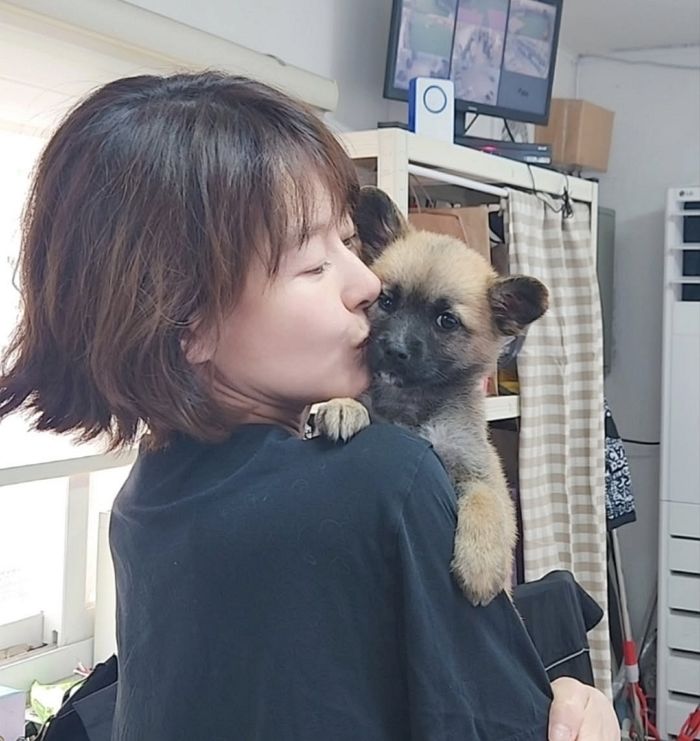 예지원, 반려견교육센터서 봉사하며 ‘산불 피해 유기견’ 입양했다