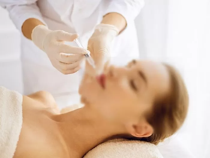 성형외과 의사,미국 코로나 확진자,코로나19 바이러스,환자 기침,기침 감염