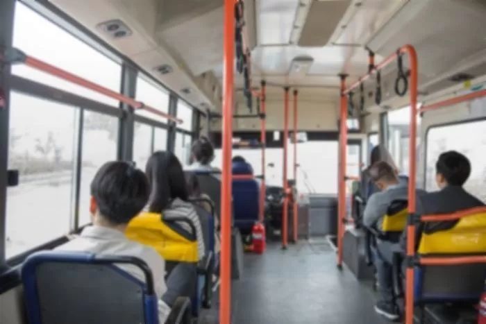3년 전, 부족했던 버스비 ‘200원’ 들고 기사님에 ‘감사편지’ 전달한 여고생
